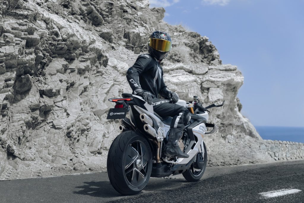 CFMOTO 750SR-S