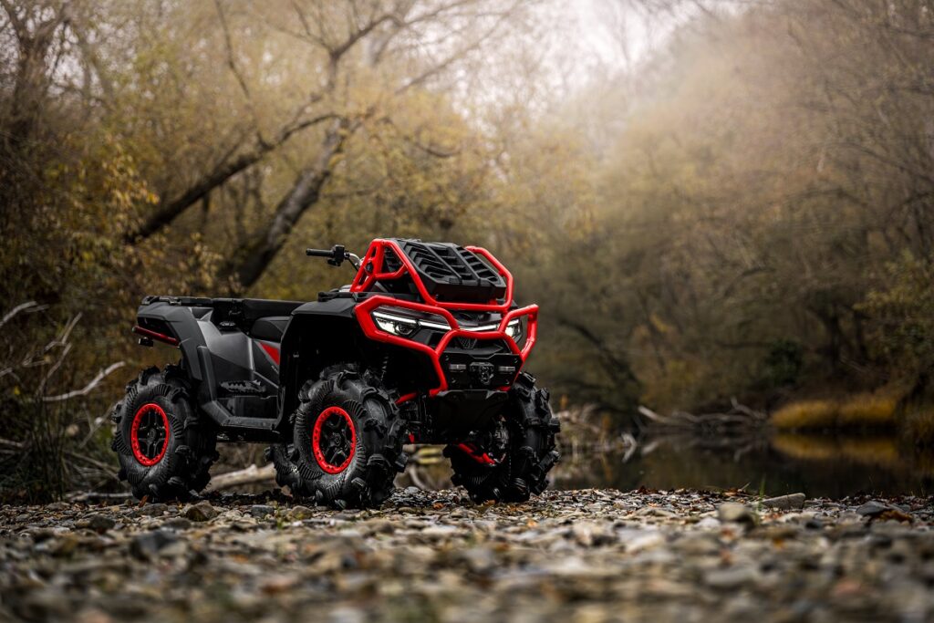 CFMOTO CFORCE 1000 MV кокпит