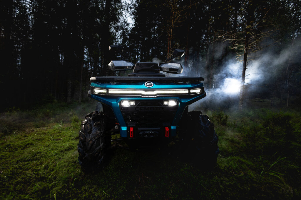 CFMOTO CFORCE 650 EPS на бездорожье