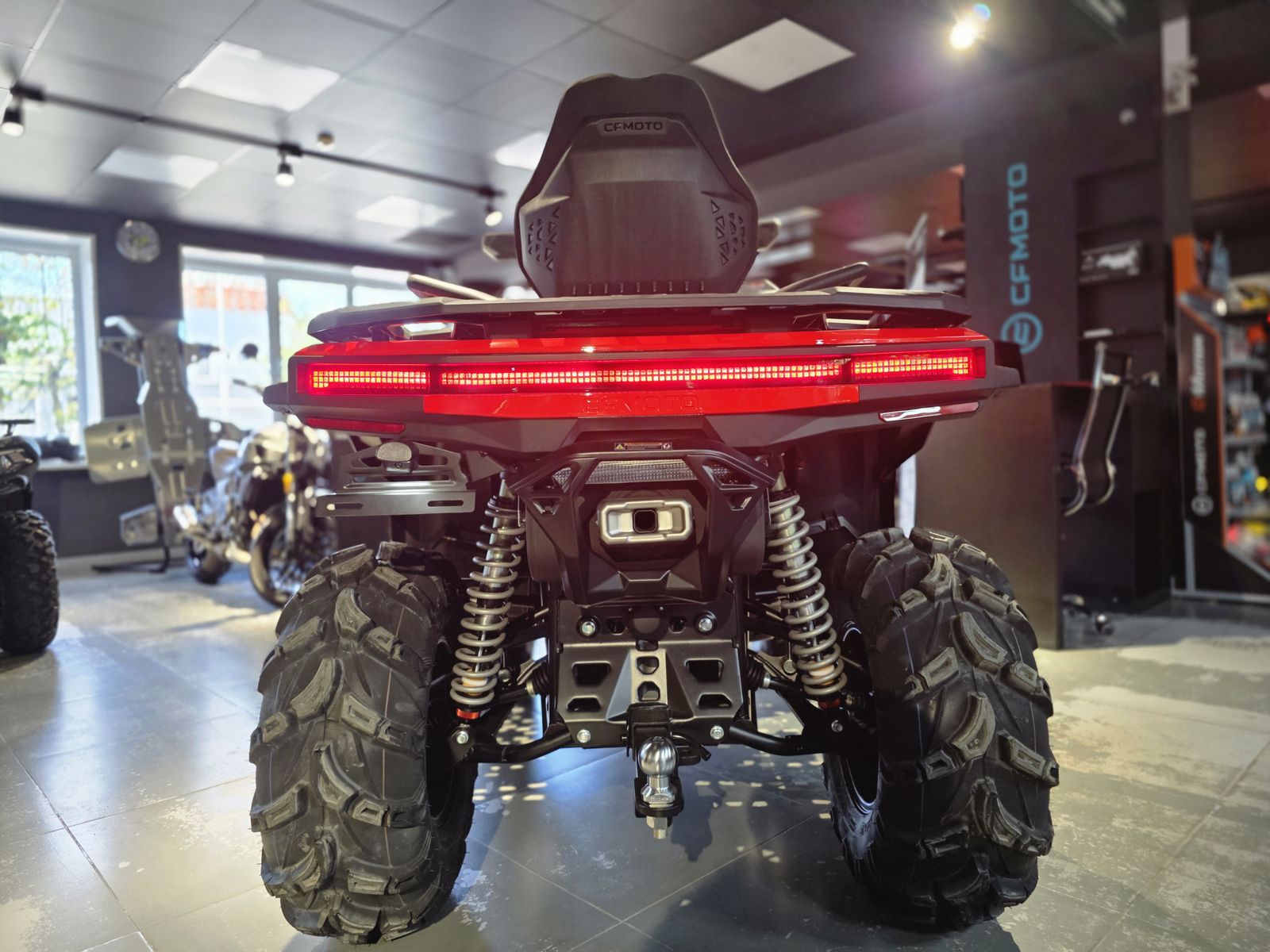 CFMOTO CFORCE 650 EPS в салоне EXTREME
